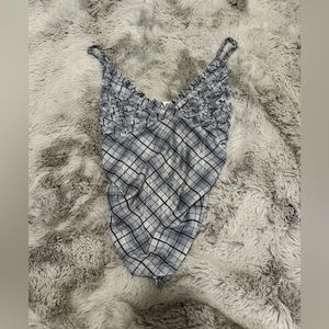 Princess Polly v cropped tank